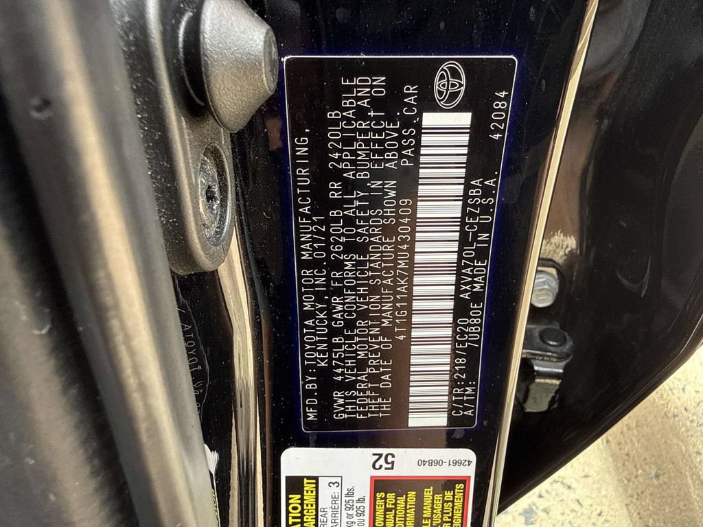 Used 2021 Toyota Camry SE FWD image 19