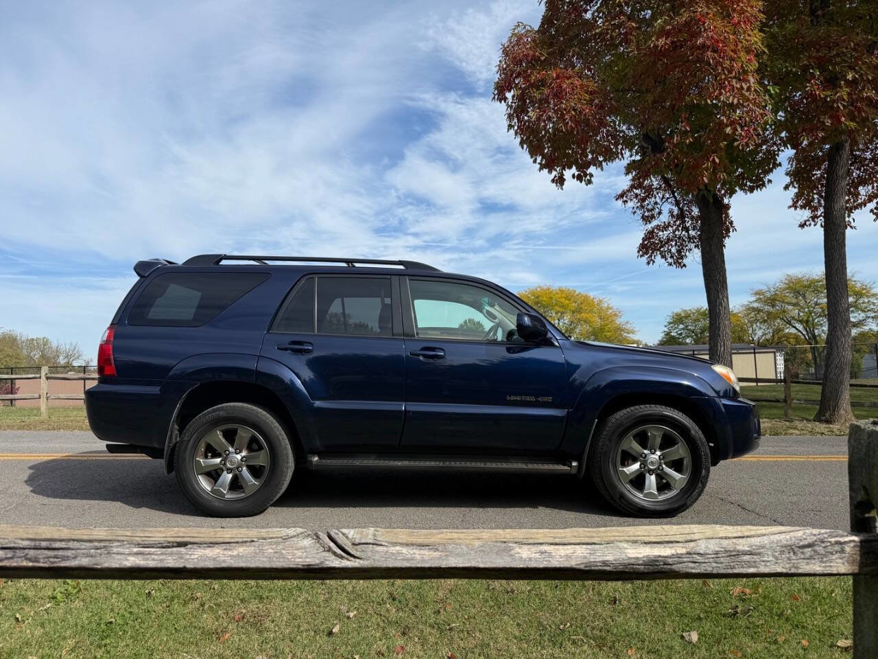 Used 2007 Toyota 4Runner Limited image 92