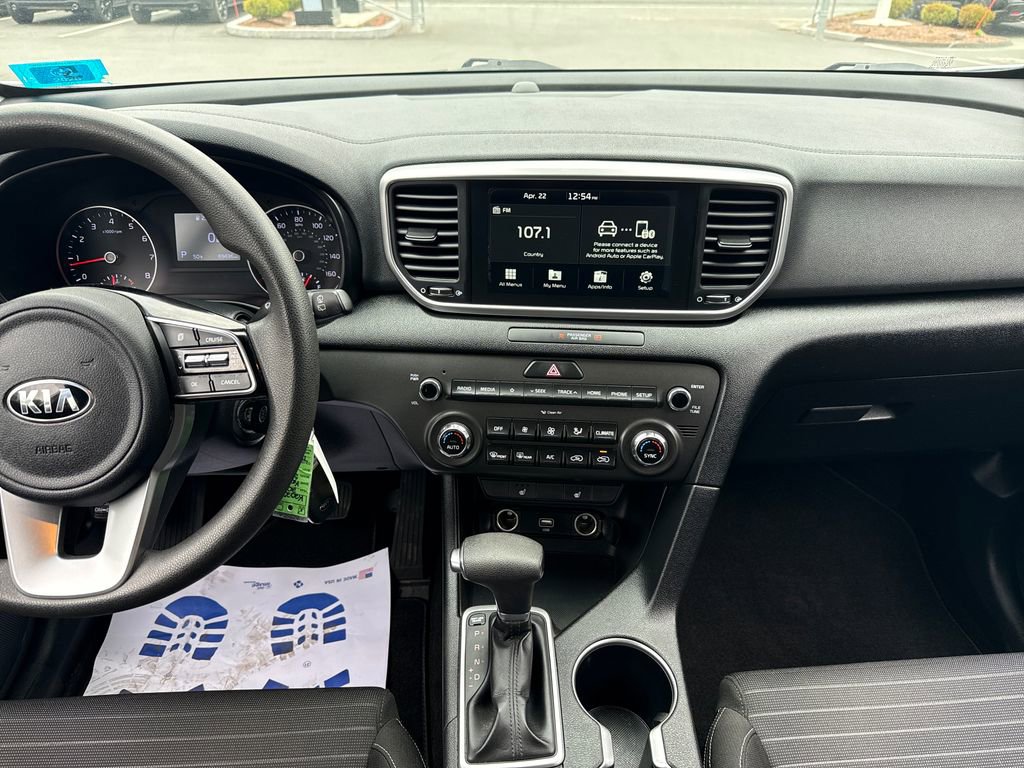 Used 2020 Kia Sportage LX w/ LX Popular Package AWD/4WD image 17