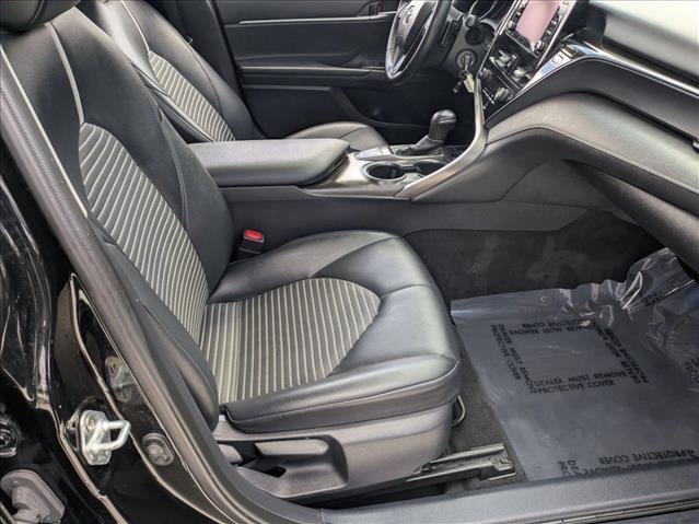 Used 2023 Toyota Camry SE image 18