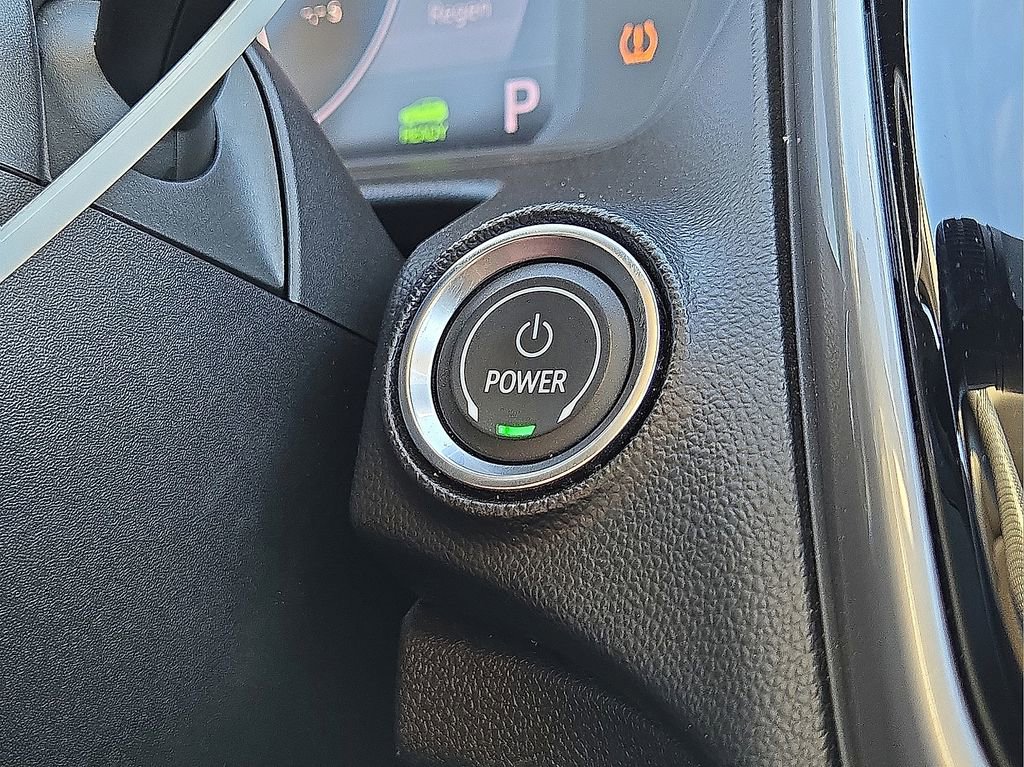 Used 2023 Chevrolet Bolt EUV LT w/ Driver Confidence Package image 31