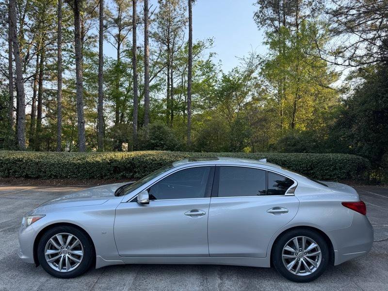 Used 2014 INFINITI Q50 Premium w/ Navigation Package RWD image 4