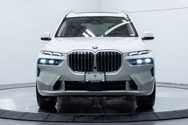 Certified 2023 BMW X7 xDrive40i w/ Premium Package image 5