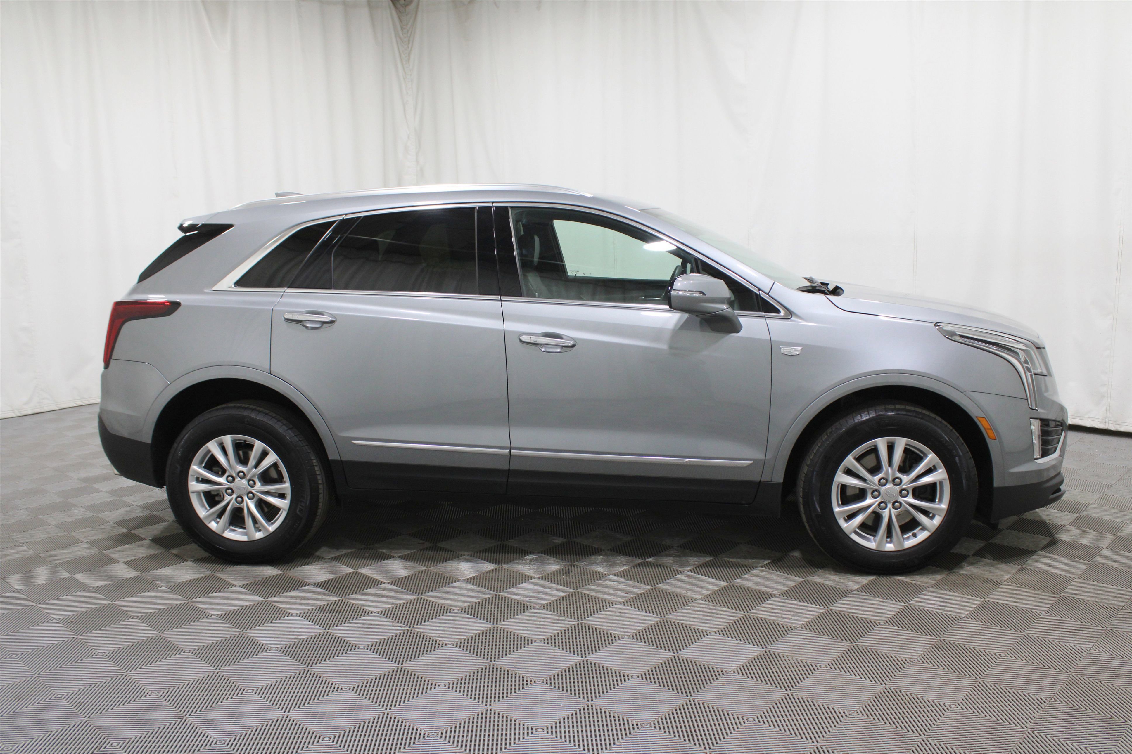 Certified 2024 Cadillac XT5 Luxury image 31