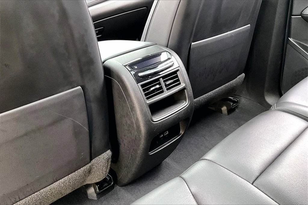 Certified 2023 Cadillac XT5 Premium Luxury image 25