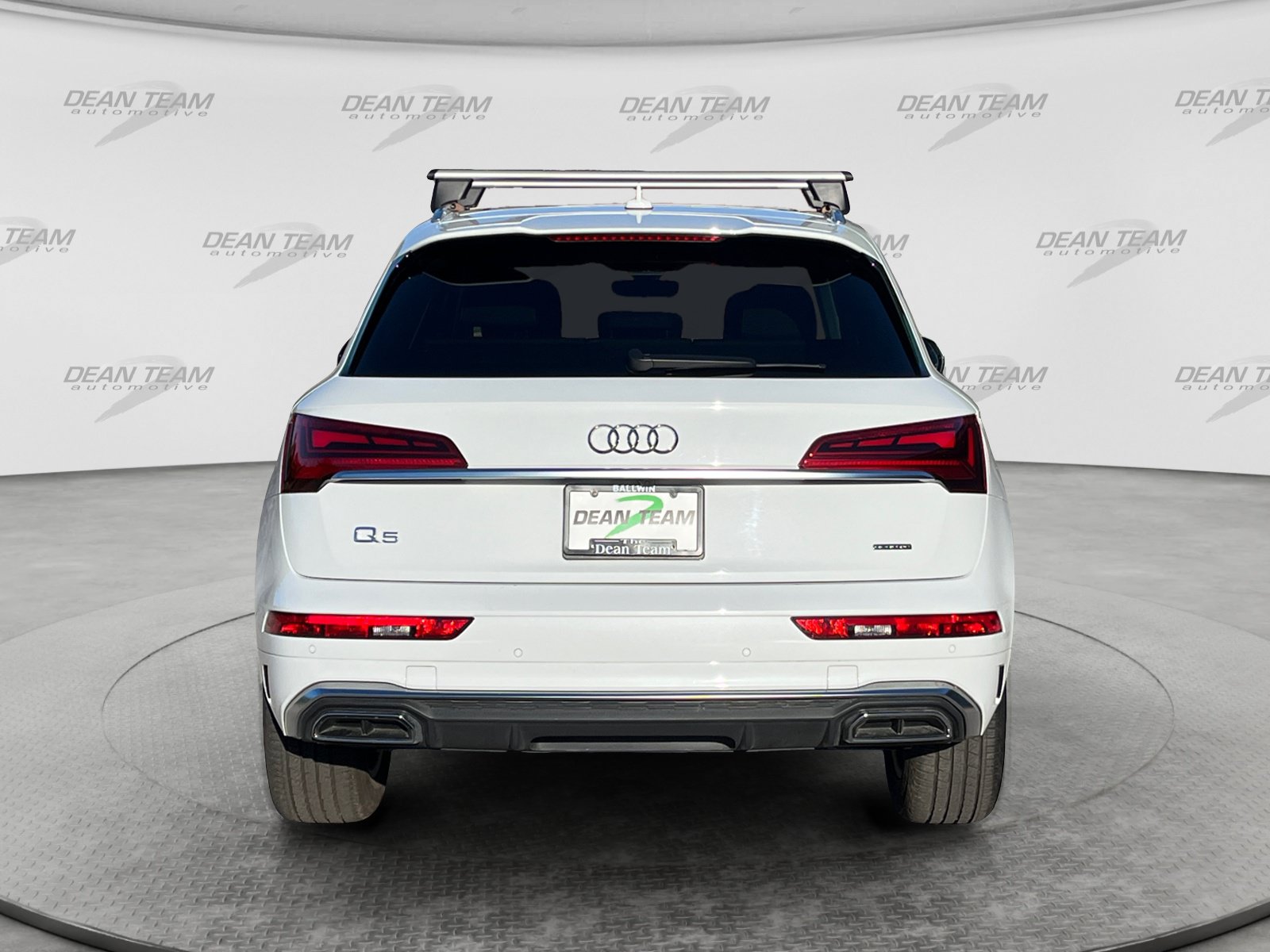 Used 2023 Audi Q5 2.0T Premium w/ Convenience Package AWD/4WD image 7