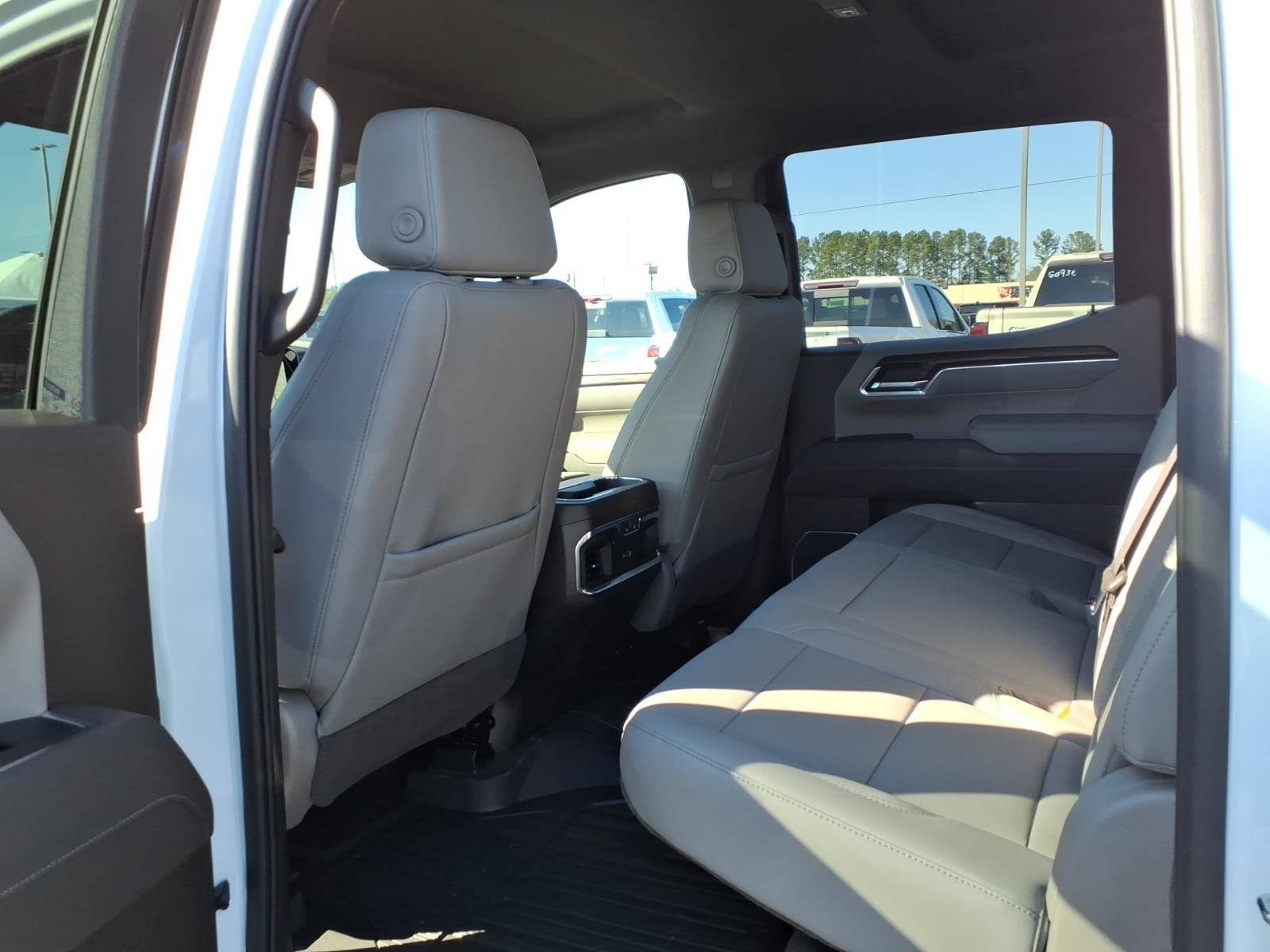 New 2026 GMC Sierra 1500 SLT w/ SLT Premium Plus Package AWD/4WD image 23