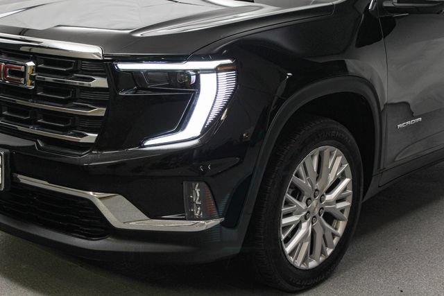 Certified 2026 GMC Acadia Elevation w/ Elevation Premium Package AWD/4WD image 5