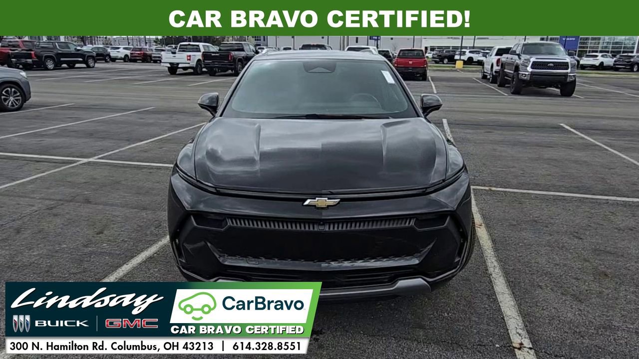 Used 2025 Chevrolet Equinox EV LT w/ Convenience Package image 3