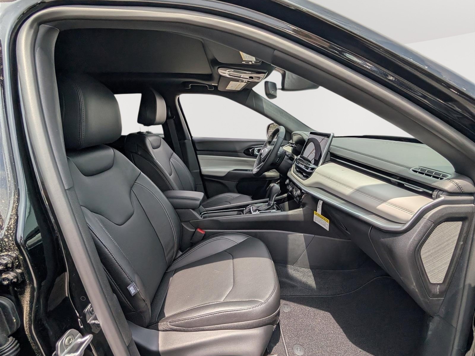New 2025 Jeep Compass Limited w/ Elite Group AWD/4WD image 6