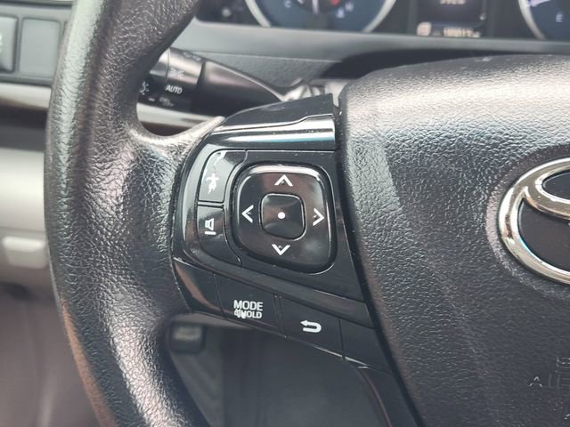 Used 2016 Toyota Camry LE image 27