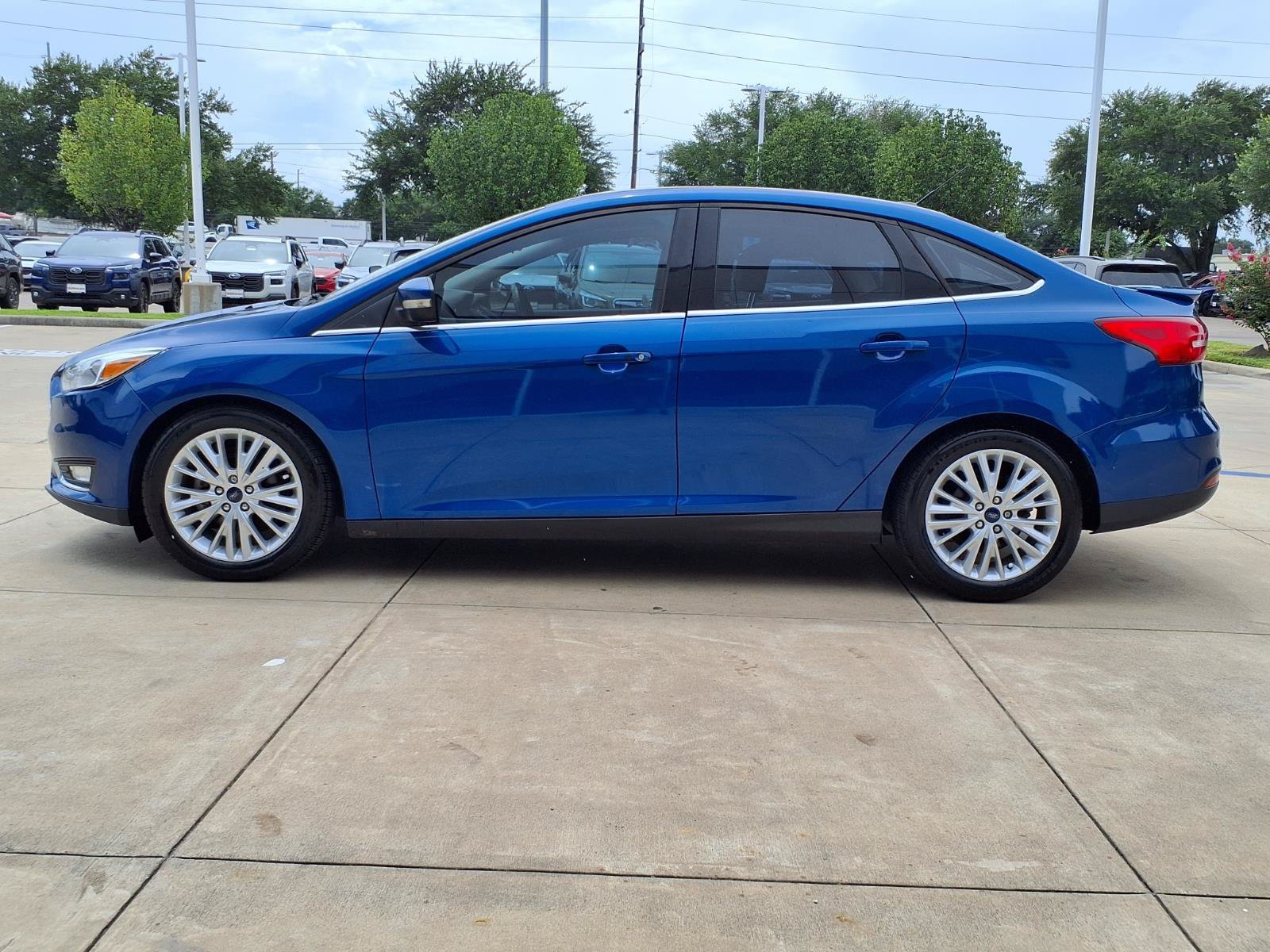 Used 2018 Ford Focus Titanium FWD image 22