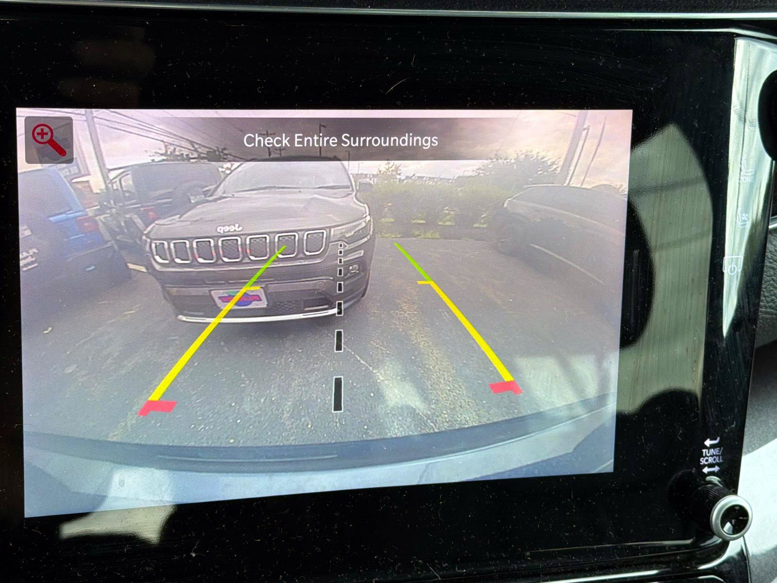 Used 2023 Jeep Wagoneer 4WD w/ Premium Group I image 22