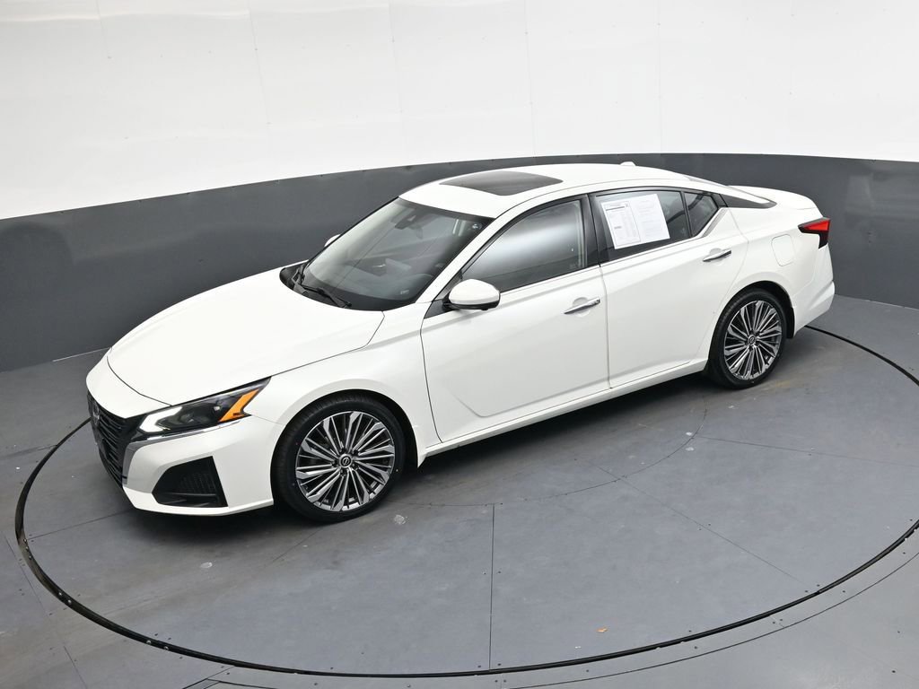 Used 2023 Nissan Altima 2.5 SL image 34