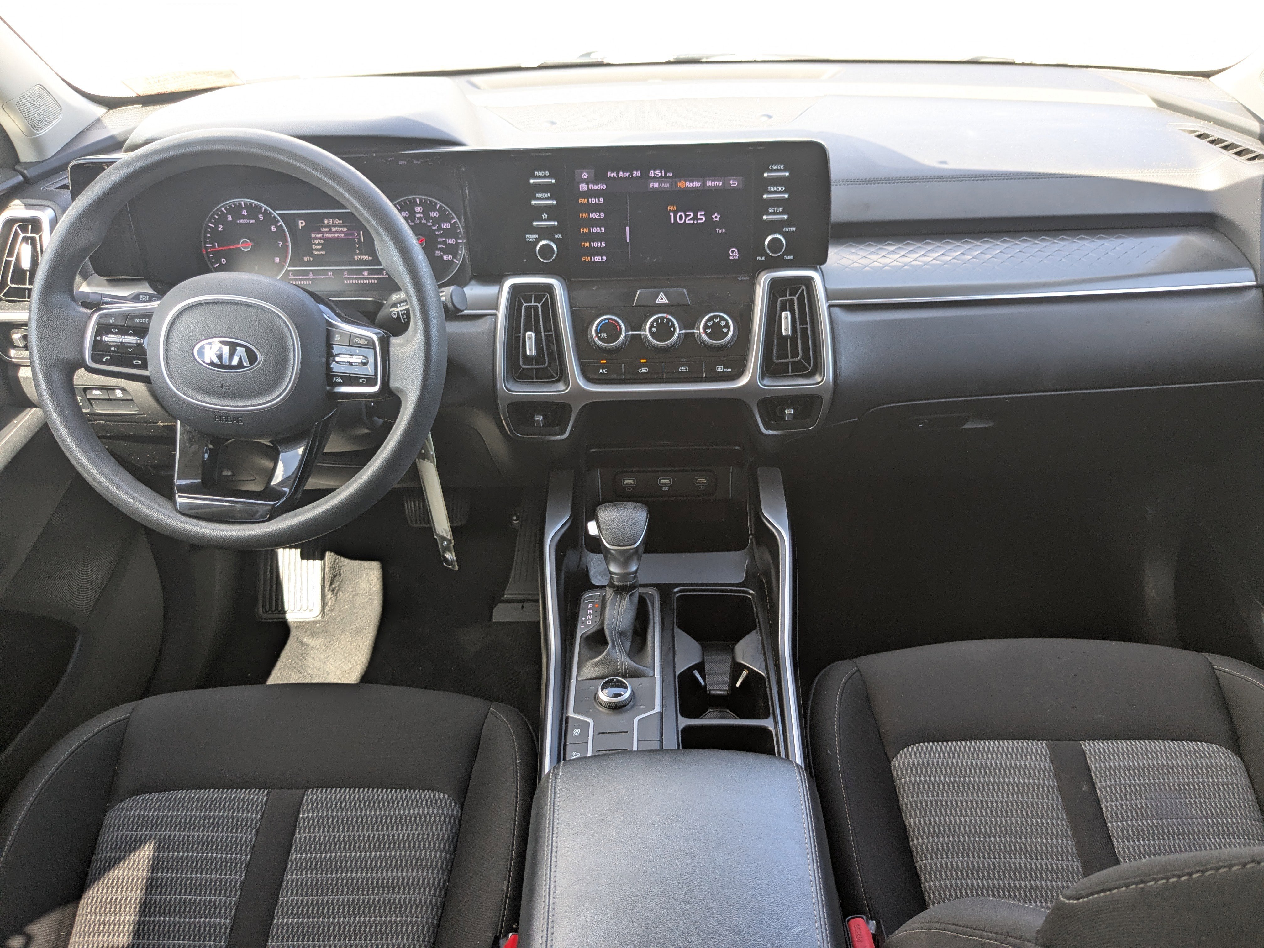 Used 2021 Kia Sorento LX AWD/4WD image 18