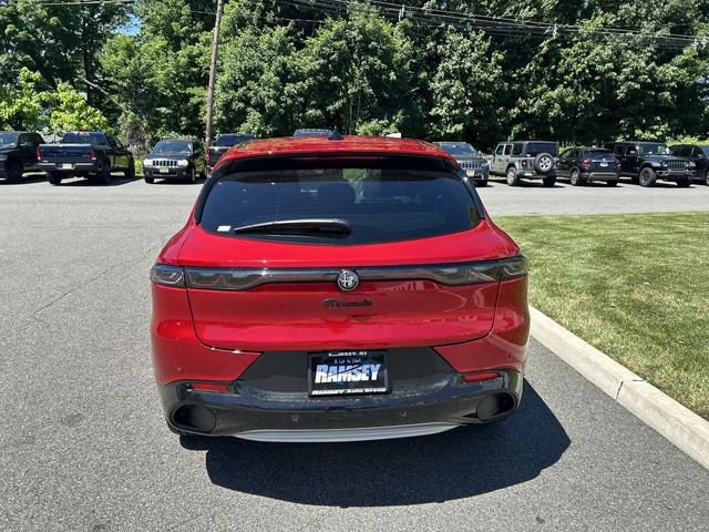 New 2026 Alfa Romeo Tonale w/ Active Assist Package AWD/4WD image 7