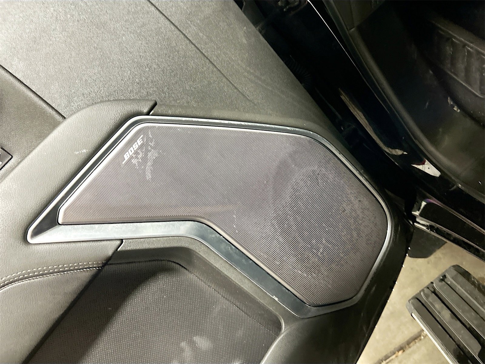 Used 2022 Chevrolet Silverado 1500 High Country w/ High Country Premium Package image 19