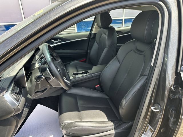 Used 2023 Genesis G70 2.0T AWD/4WD image 15