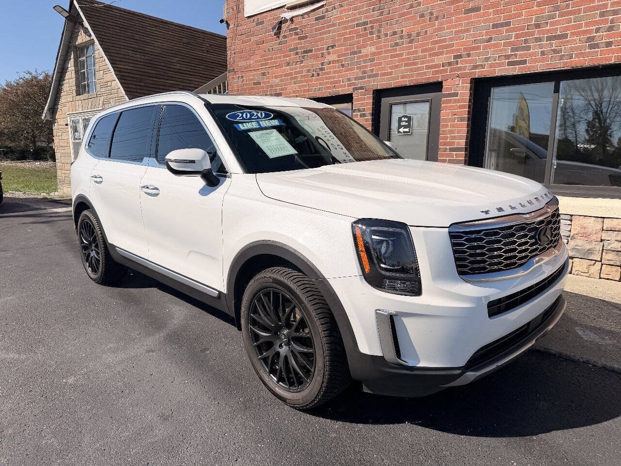 Used 2020 Kia Telluride S FWD image 2