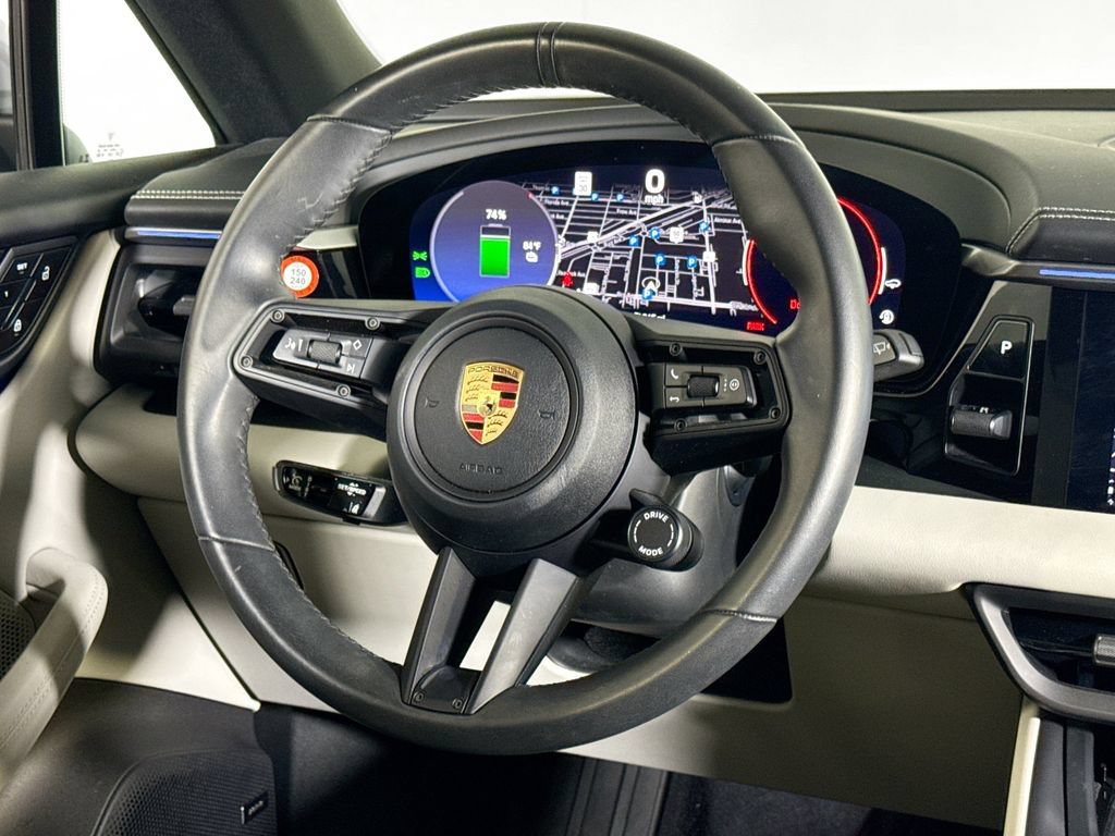 Certified 2024 Porsche Macan 4 Electric AWD/4WD image 12