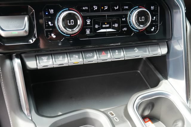 Used 2025 GMC Sierra 3500 Denali Ultimate AWD/4WD image 24
