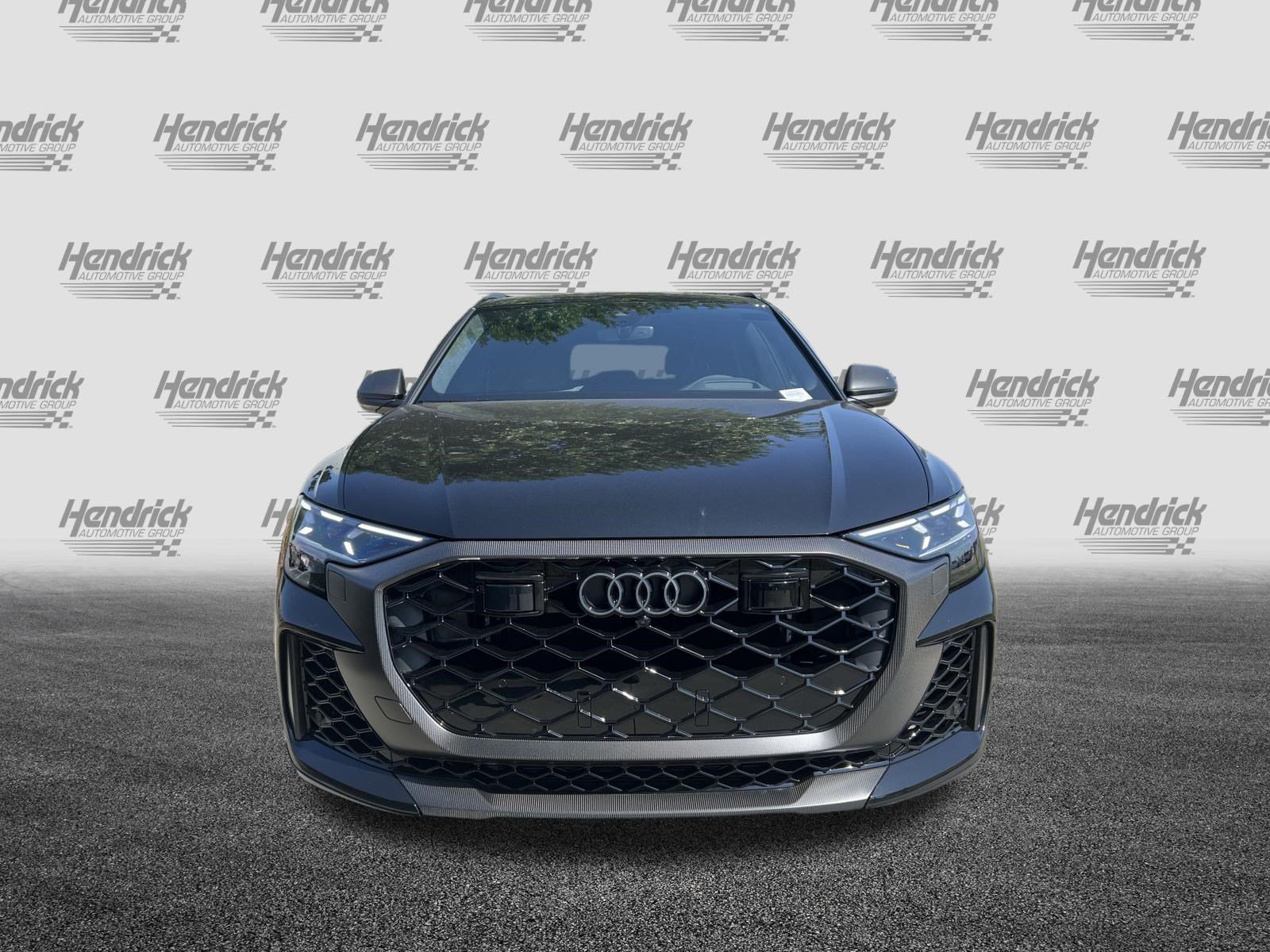 Used 2026 Audi RS Q8 performance AWD/4WD image 3