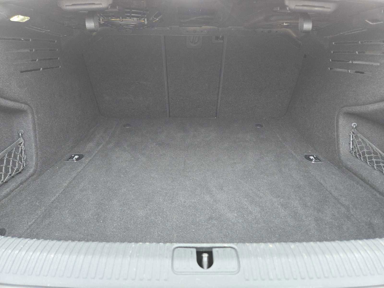 Used 2017 Audi A4 2.0T Prestige image 31