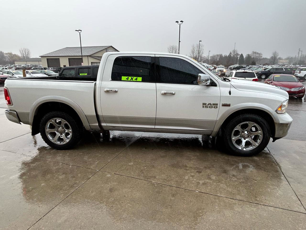 Used 2013 RAM 1500 Laramie w/ Convenience Group AWD/4WD image 4