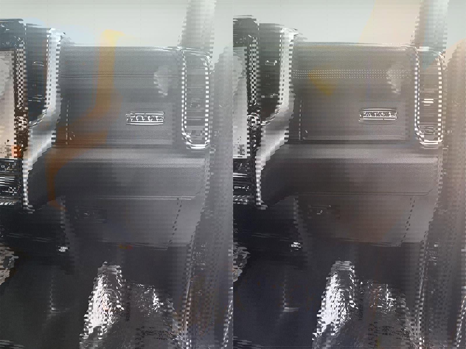 Used 2024 RAM 2500 Laramie w/ Safety Group image 38