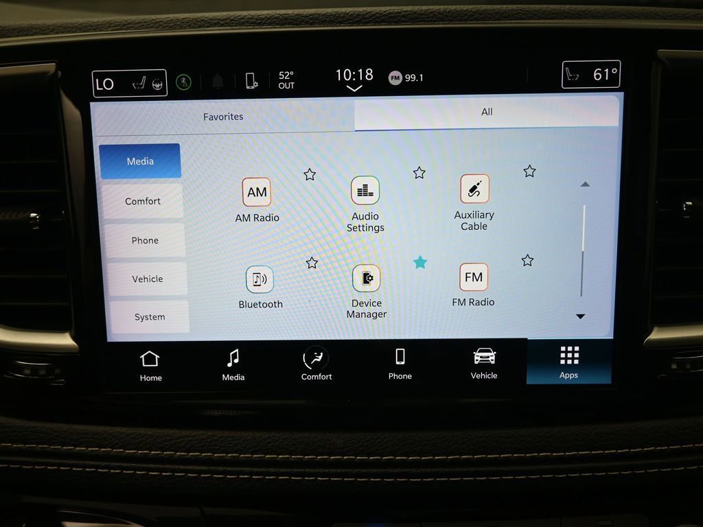 Used 2023 Chrysler Pacifica Touring-L image 32