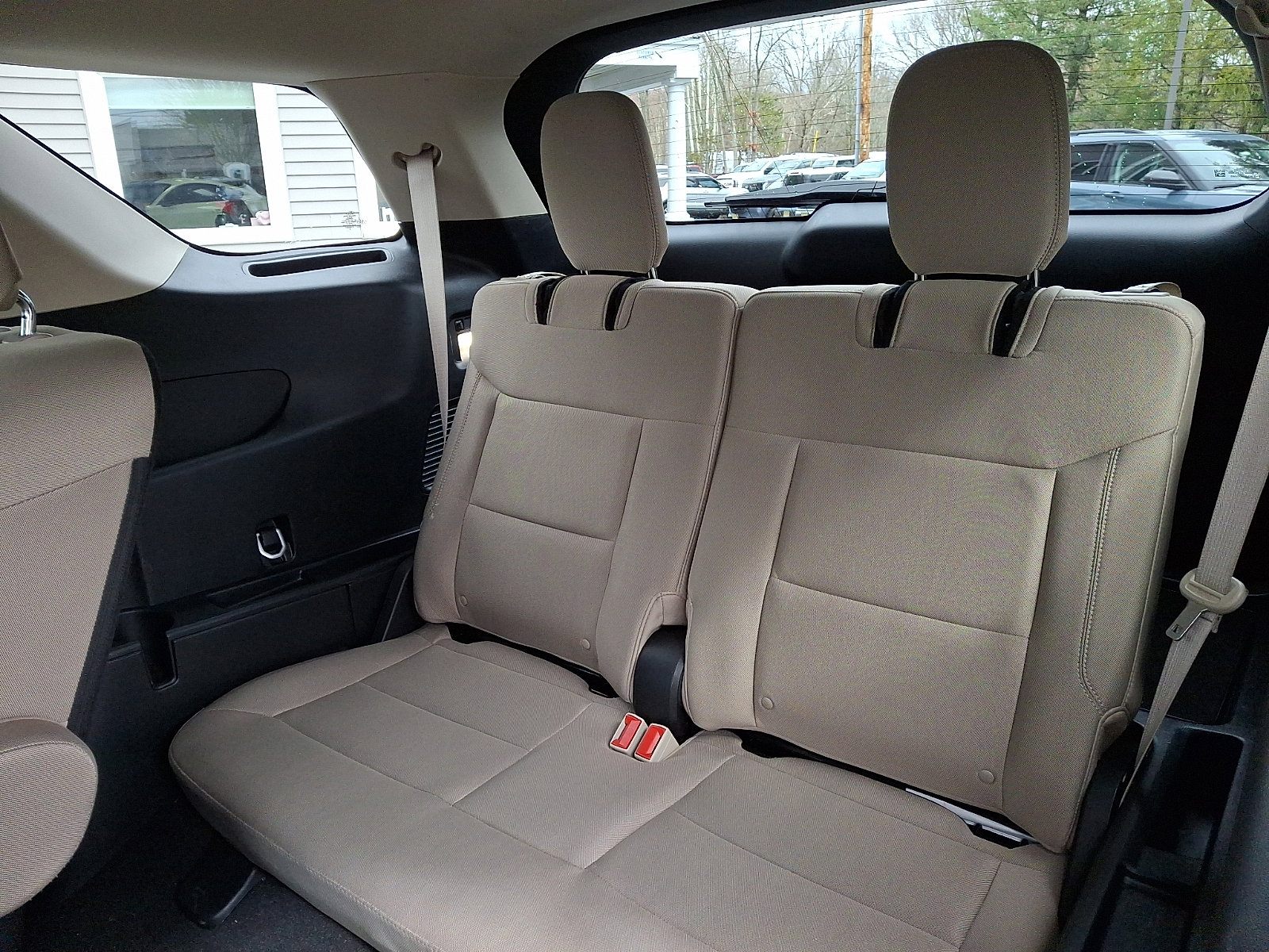 Used 2023 Ford Explorer XLT w/ Class IV Trailer Tow Package image 12