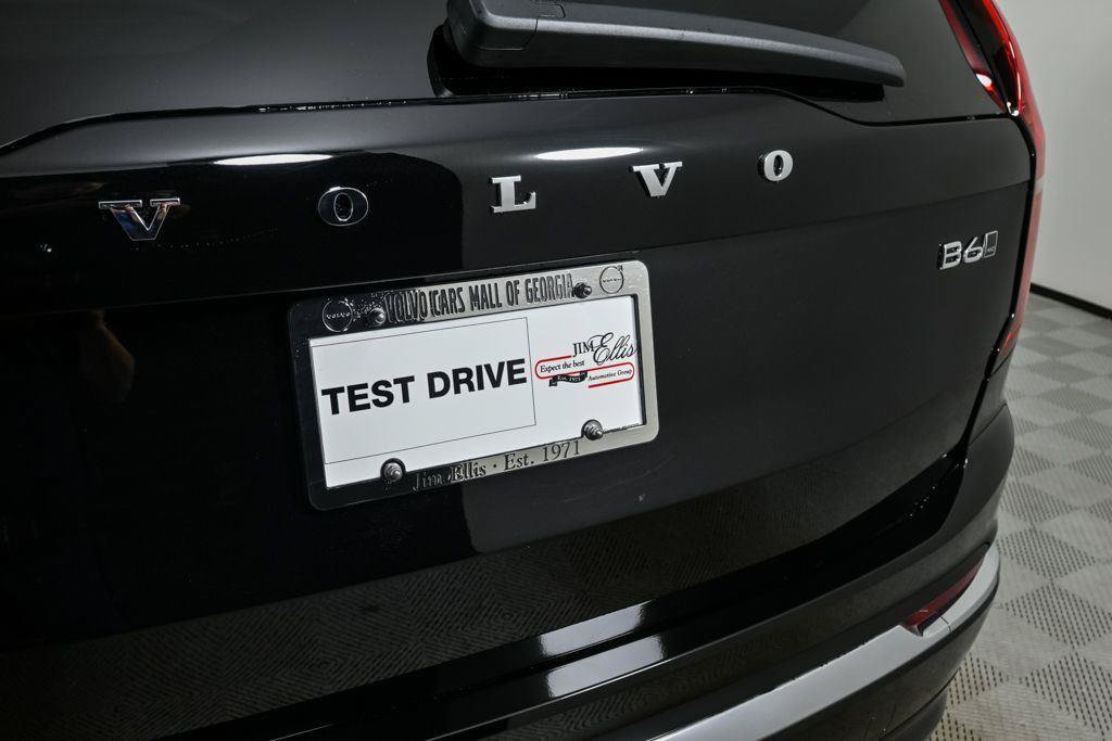 Used 2026 Volvo XC90 B6 Ultra w/ Protection Package AWD/4WD image 39