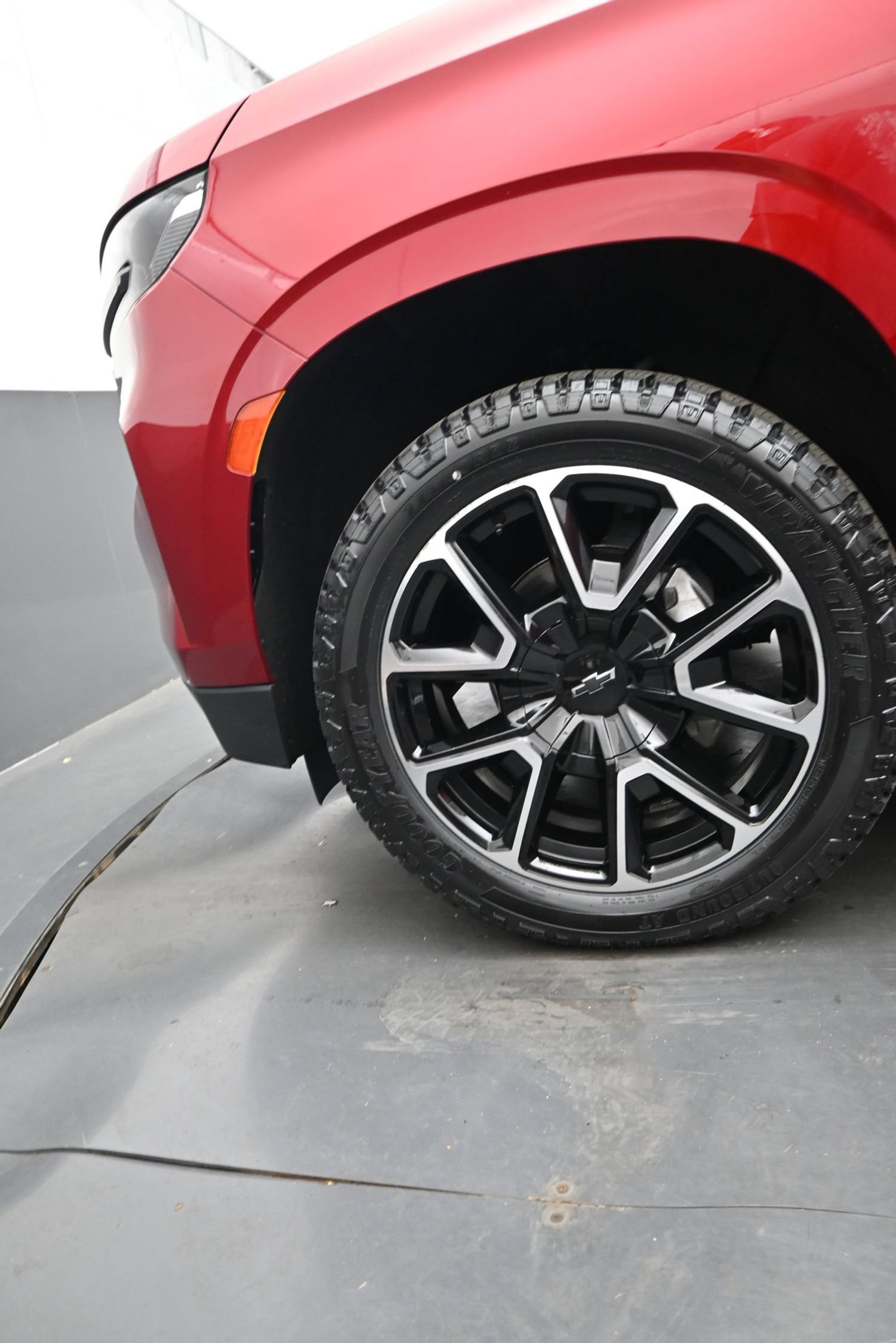 Used 2021 Chevrolet Tahoe RST AWD/4WD image 17