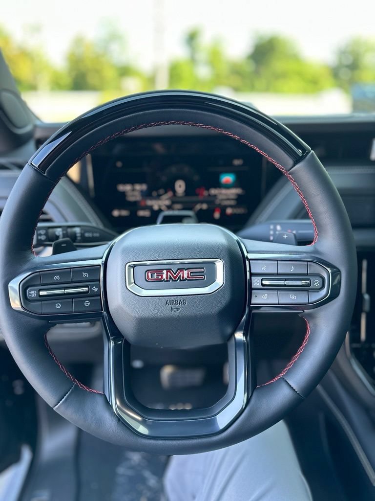 New 2026 GMC Yukon AT4 Ultimate AWD/4WD image 12