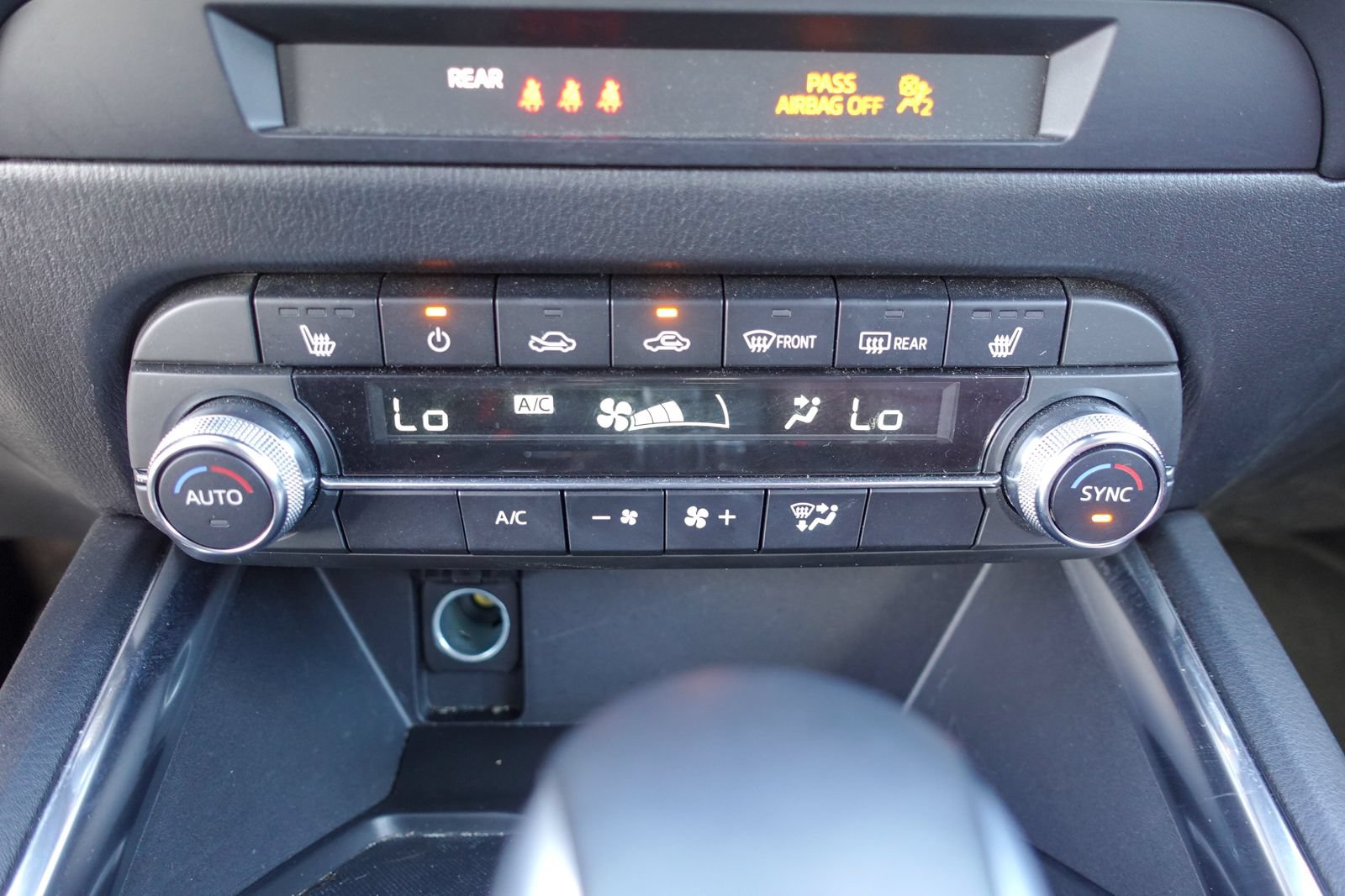 Used 2025 MAZDA CX-5 Carbon Edition AWD/4WD image 24