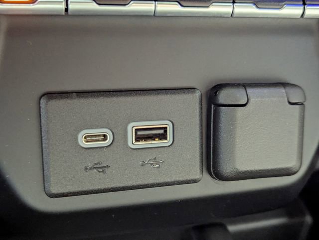 Used 2020 GMC Sierra 1500 SLT w/ SLT Premium Plus Package image 15