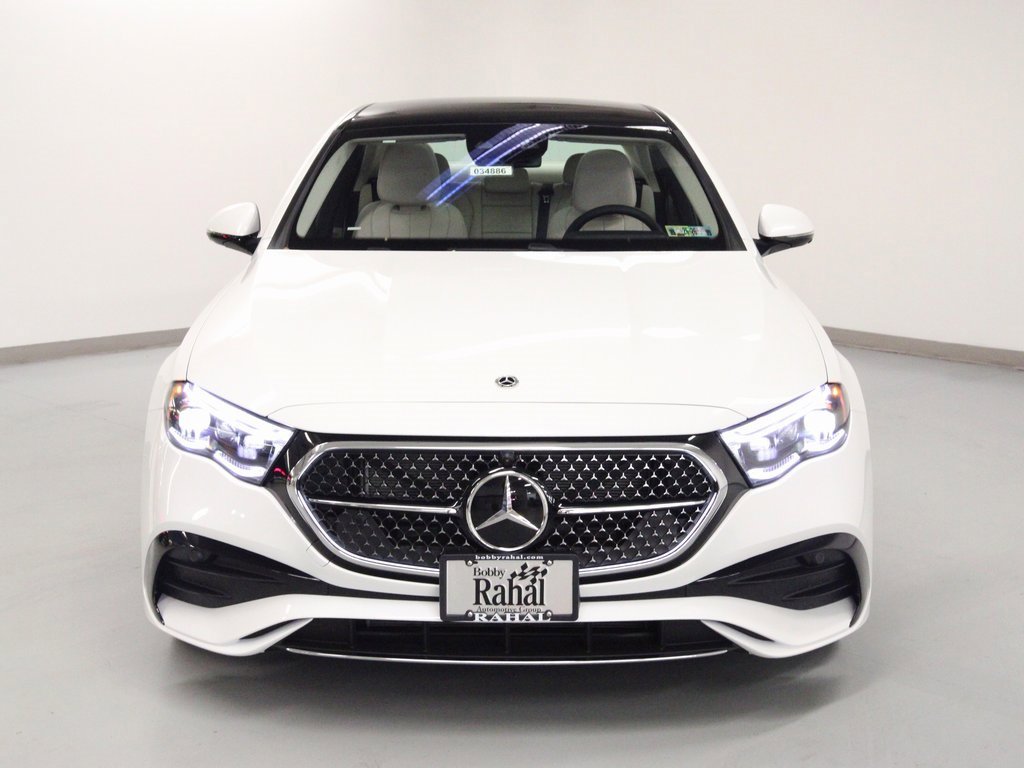 New 2026 Mercedes-Benz E 450 4MATIC Sedan image 3