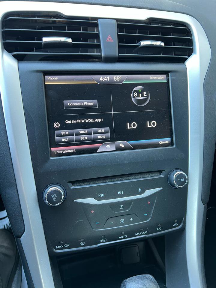 Used 2013 Ford Fusion SE image 15