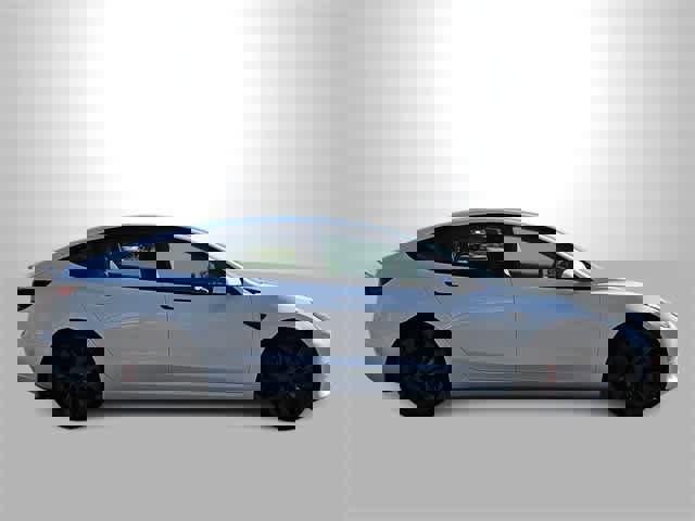 Used 2022 Tesla Model 3 Performance image 9