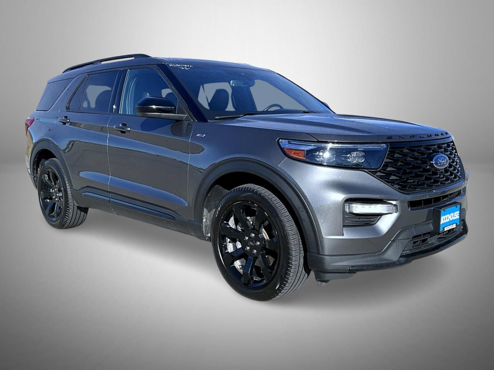 Used 2023 Ford Explorer ST-Line w/ Class IV Trailer Tow Package image 3