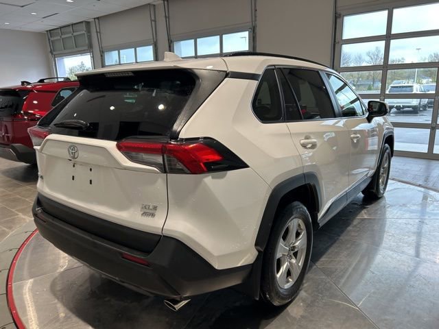 Used 2019 Toyota RAV4 XLE AWD/4WD image 7