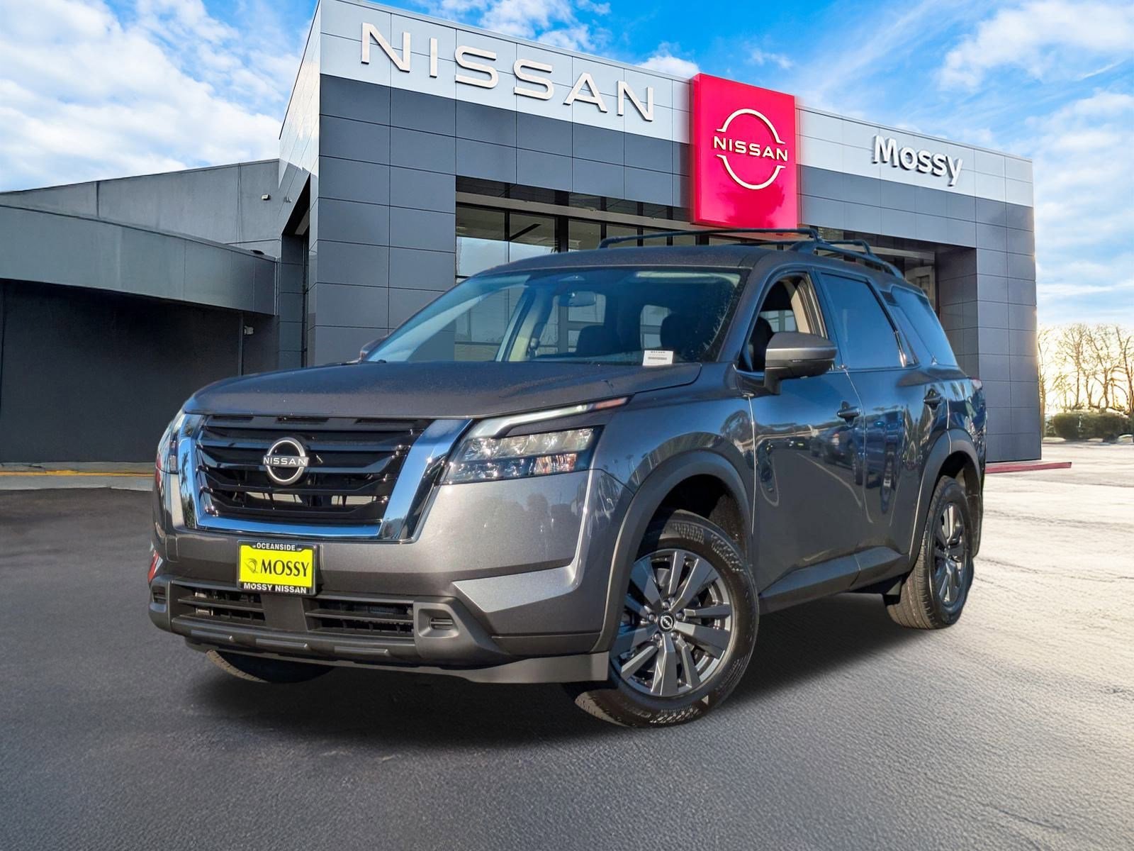 New 2025 Nissan Pathfinder SV