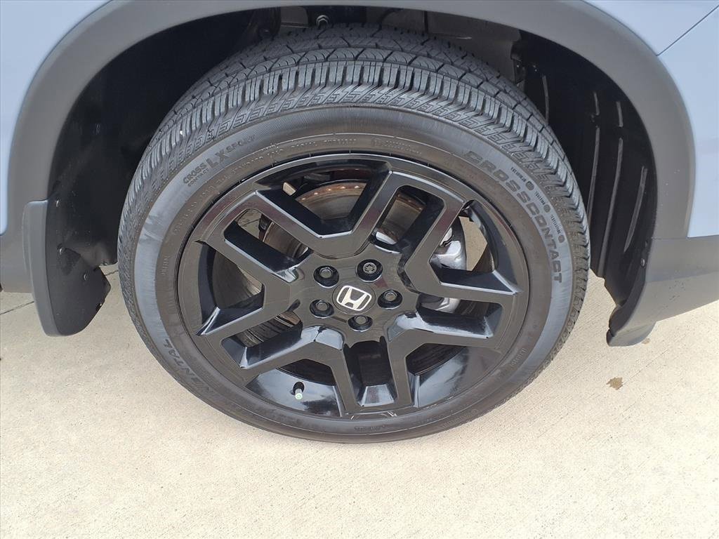 Used 2025 Honda Passport Black Edition image 10