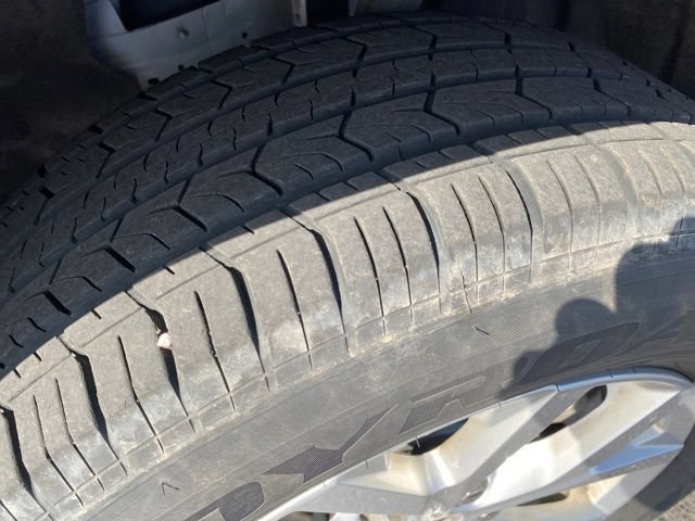 Used 2023 Jeep Grand Cherokee Limited AWD/4WD image 23