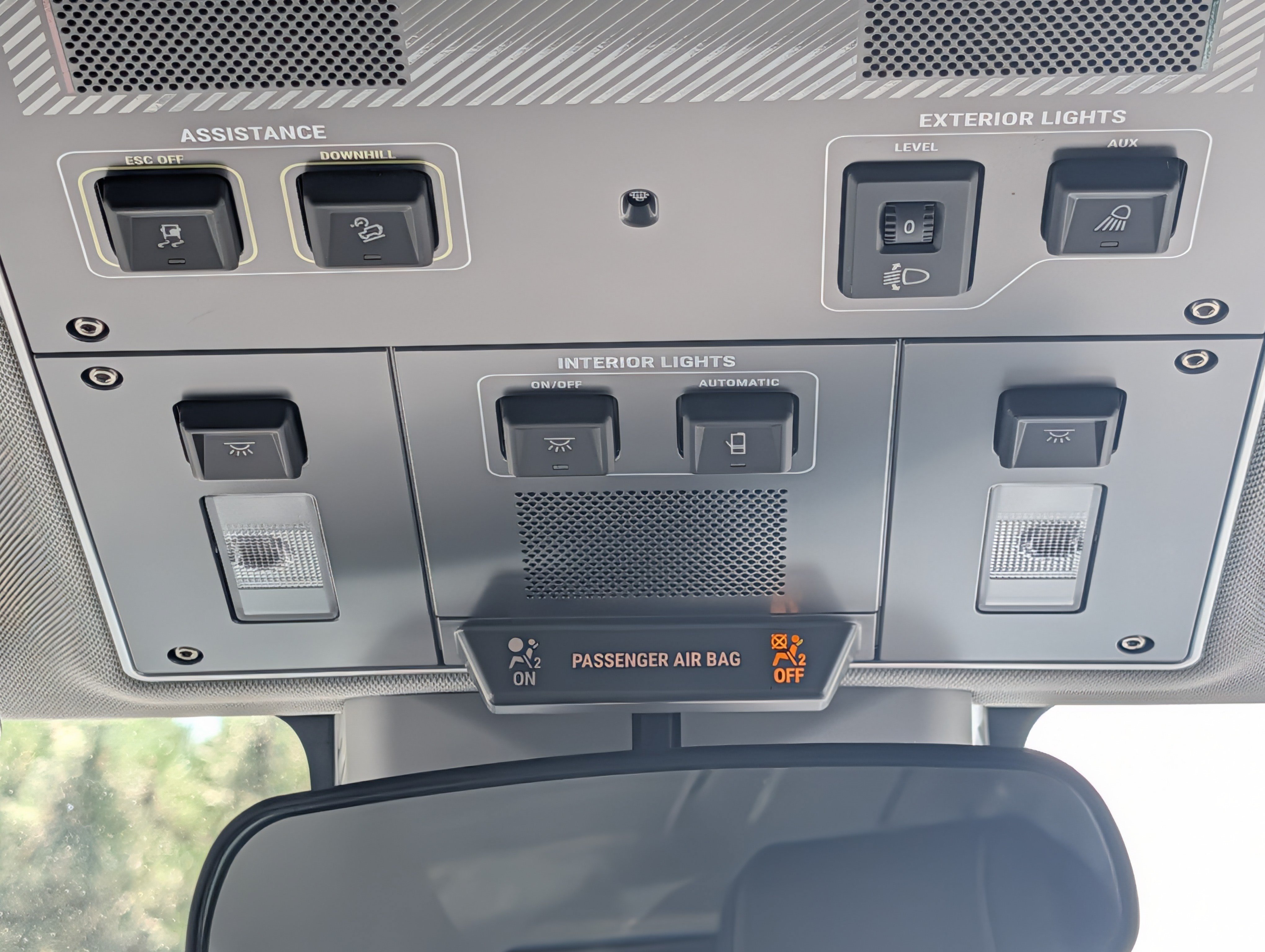 Used 2025 INEOS Grenadier Quartermaster AWD/4WD image 30