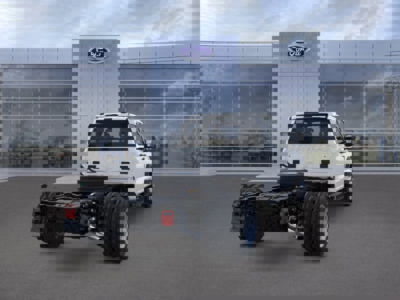 New 2026 Ford F550 4x4 Crew Cab image 8