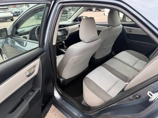 Used 2017 Toyota Corolla LE w/ Carpet Mat Package (TMS) FWD image 21