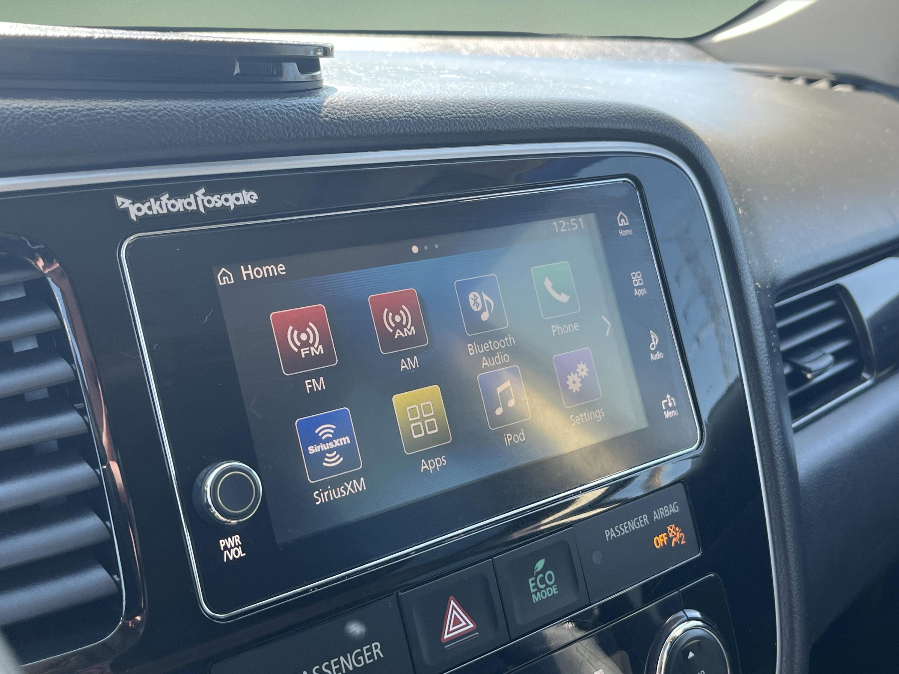 Used 2018 Mitsubishi Outlander SEL image 26