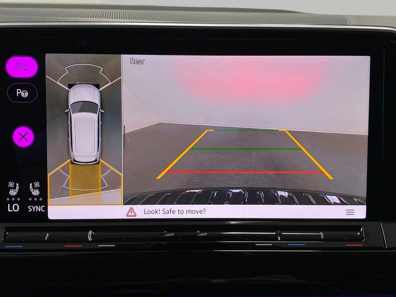 New 2026 Volkswagen Atlas SEL Premium R-Line image 25