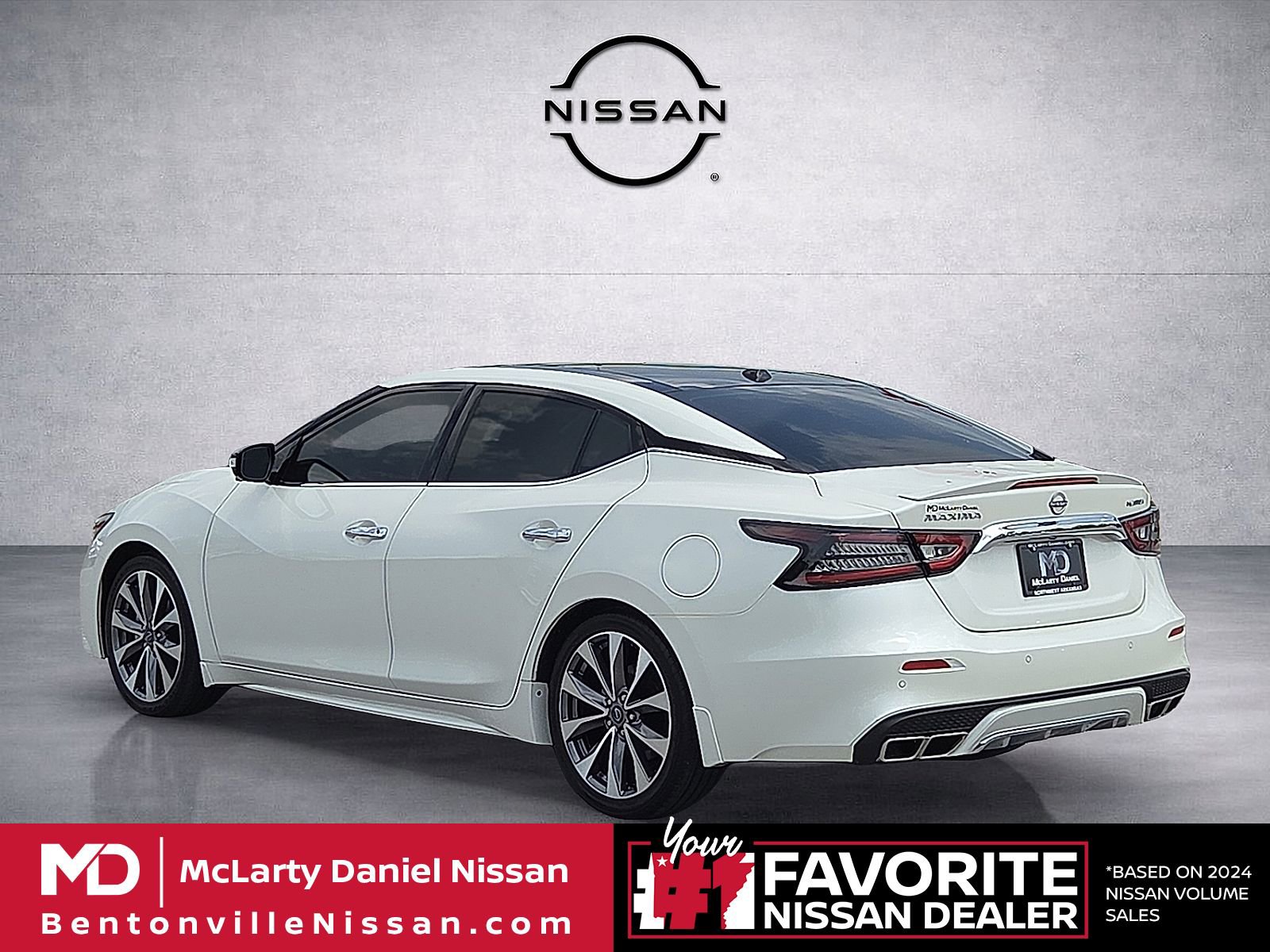 Used 2023 Nissan Maxima Platinum w/ Sport Mat Group FWD image 4